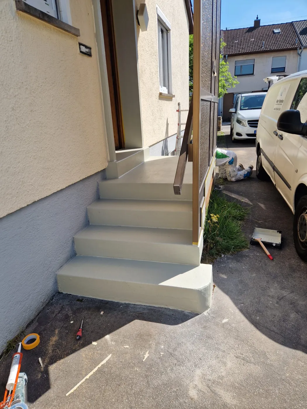 Nachher: Renovierung Treppe/Stufen beschichtung Außenbereich – Maler Wildstein